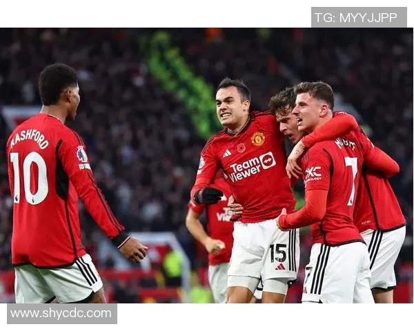 从1999到2008曼联的辉煌历程与战术演变分析