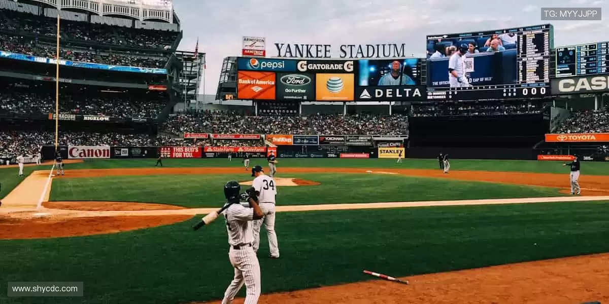 📱实时弹幕,全球球迷在线狂欢!💬